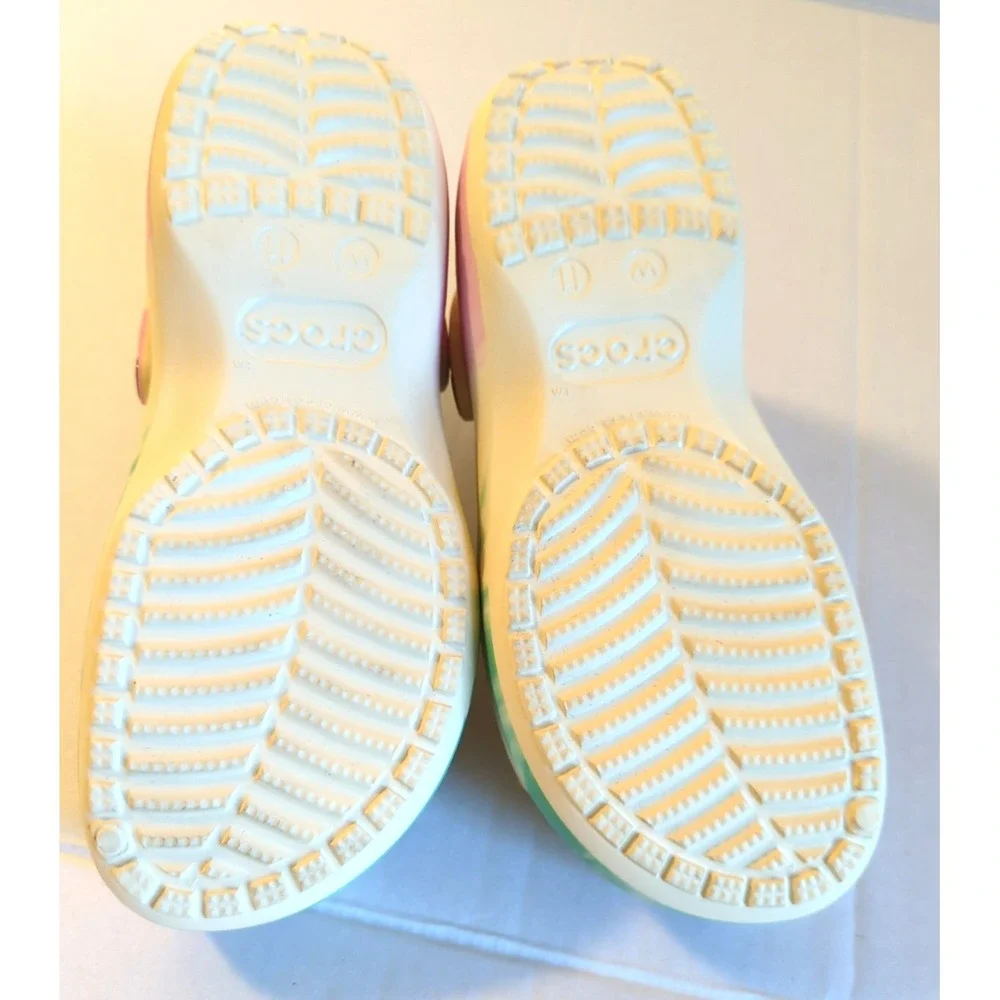 CROCS Classic Platform Clog - Picture 8 of 8